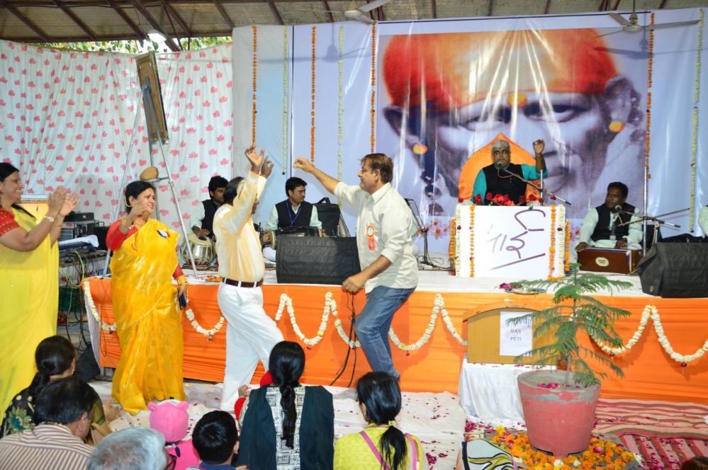 Shree Sai Amrit Katha at Ahmedabad, Gujrat, Day-3 (12 Feb. 2017)